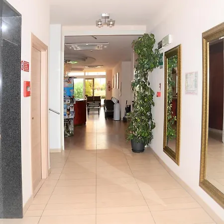 Cosmopol Чезенатіко